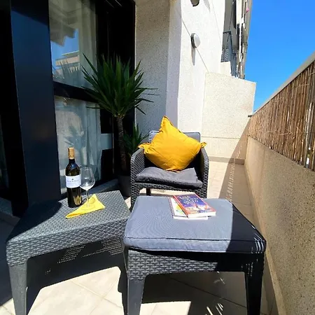 Apartment M & B *
