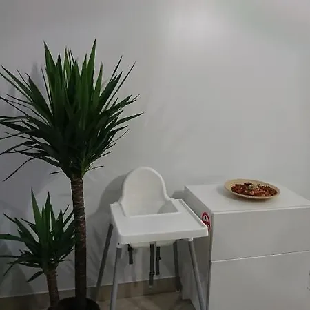 M & B Apartment *